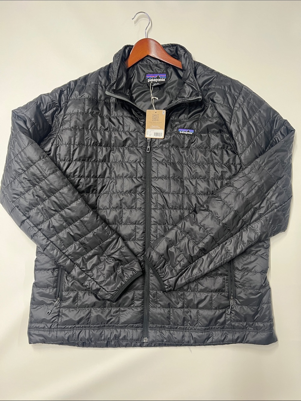 NWT Patagonia Men’s XXL Nano Puff Jacket- $239.00 retail
